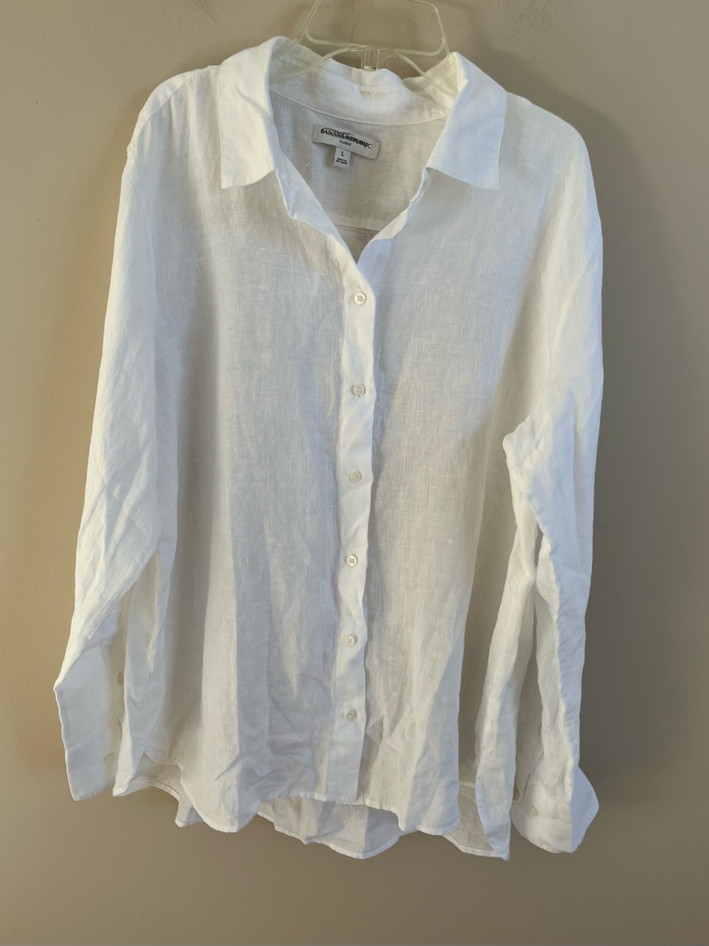 NWOT- Banana Republic White Classic Linen Shirt, Large